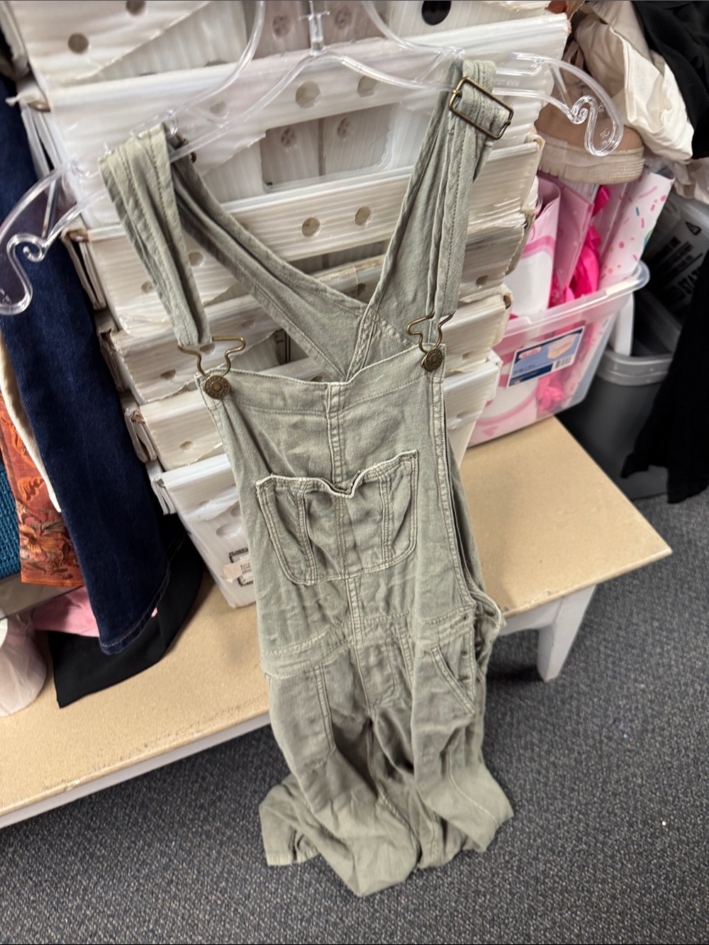 American eagle overalls XS short // 080260